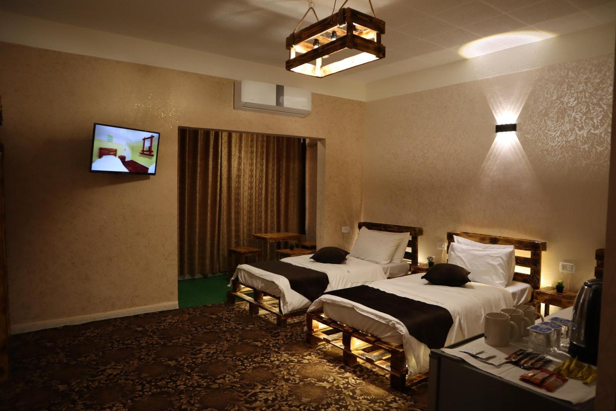 Petra Wooden House Apartment Wadi Musa Exterior photo
